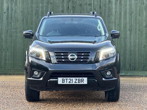 Nissan Navara 2.3 dCi N-Guard Auto 4WD Euro 6 4dr