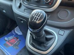 Renault Trafic 2.0 dCi ENERGY 30 Sport LWB Standard Roof Euro 6 (s/s) 5dr at 28th