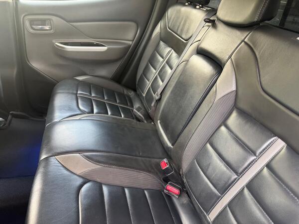 Mitsubishi L200 2.4 DI-D DC Barbarian 4WD Euro 6 4dr