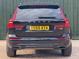 Volvo XC60 2.0 T5 R-Design Auto AWD Euro 6 (s/s) 5dr at 12th