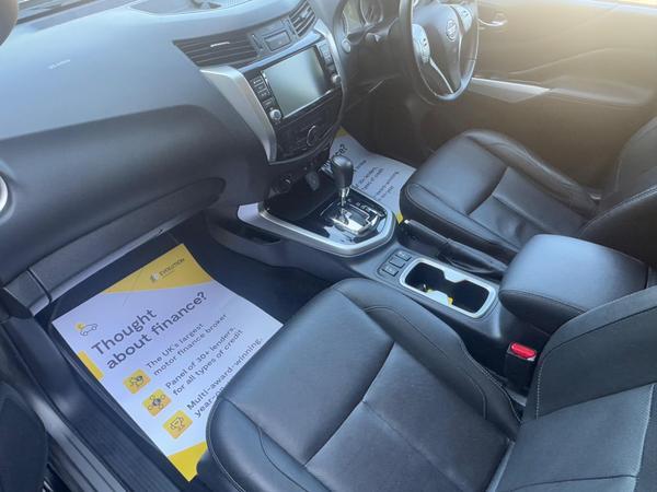 Nissan Navara 2.3 dCi Tekna Auto 4WD Euro 6 4dr