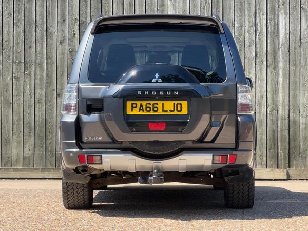 Mitsubishi Shogun 3.2 DI-DC SG5 Auto 4WD Euro 6 5dr LWB