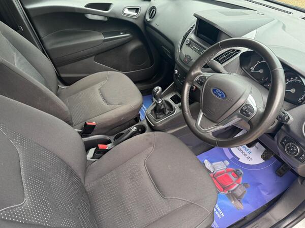 Ford Transit Courier 1.0 EcoBoost Limited L1 Euro 6 5dr