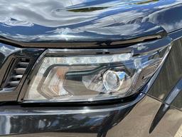 Nissan Navara 2.3 dCi N-Guard Auto 4WD Euro 6 4dr at 45th