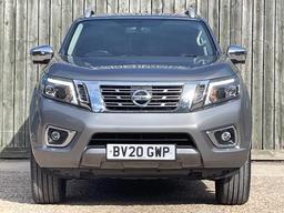 Nissan Navara 2.3 dCi Tekna 4WD Euro 6 (s/s) 4dr at 6th
