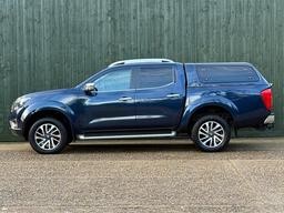 Nissan Navara 2.3 dCi Tekna Auto 4WD Euro 6 4dr at 12th