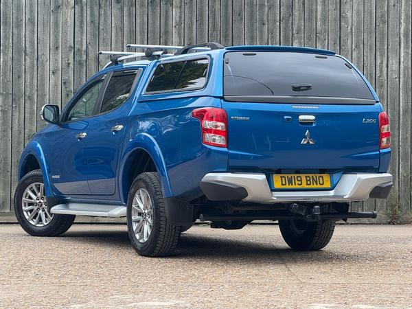 Mitsubishi L200 2.4 DI-D DC Warrior Auto 4WD Euro 6 4dr
