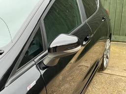 Ford Fiesta 1.0T EcoBoost ST-Line Euro 6 (s/s) 5dr at 41th