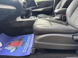 Nissan Navara 2.3 dCi N-Guard Auto 4WD Euro 6 4dr at 14th