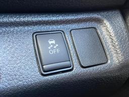 Nissan Navara 2.3 dCi Tekna 4WD Euro 6 (s/s) 4dr at 41th