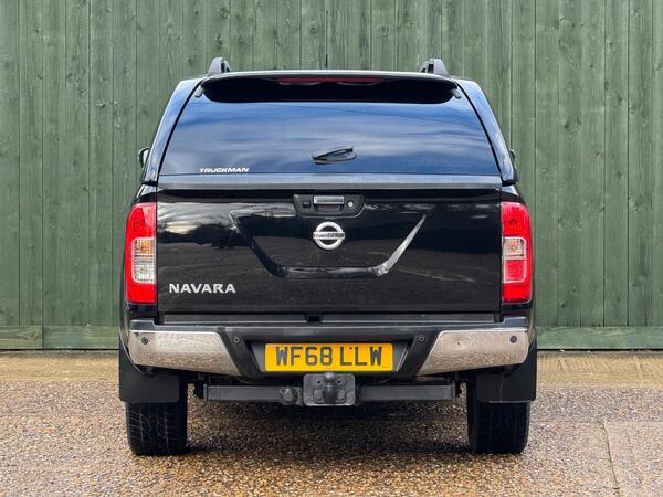 Nissan Navara 2.3 dCi Tekna Auto 4WD Euro 6 4dr