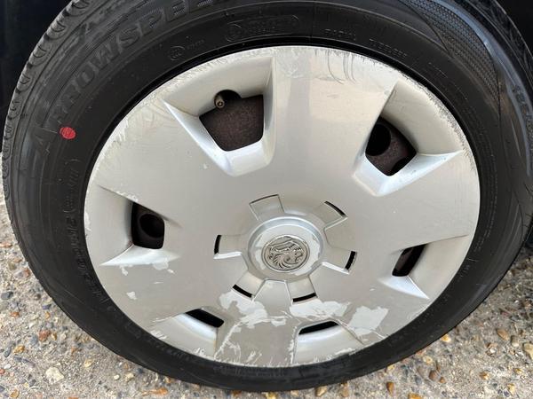 Vauxhall Meriva 1.6i 16v Club 5dr