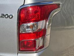 Mitsubishi L200 2.4 DI-D DC Barbarian Auto 4WD Euro 6 4dr at 51th