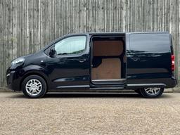 Vauxhall Vivaro 1.5 Turbo D 2700 Sportive L1 H1 Euro 6 (s/s) 5dr at 45th