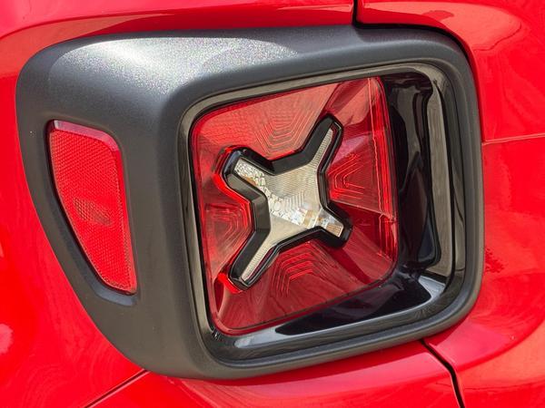 Jeep Renegade 1.6 MultiJetII Night Eagle II Euro 6 (s/s) 5dr