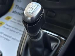 Renault Clio 1.2 TCe Dynamique S Nav Euro 6 (s/s) 5dr at 14th