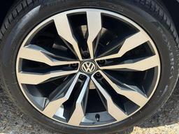 Volkswagen Tiguan 2.0 TDI R-Line DSG 4Motion Euro 6 (s/s) 5dr at 62th