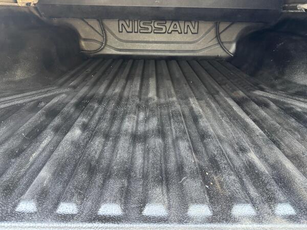 Nissan Navara 2.3 dCi Tekna Auto 4WD Euro 6 4dr