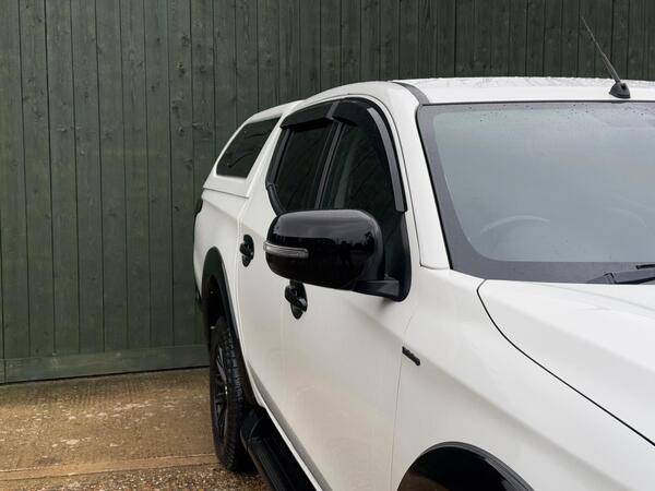 Mitsubishi L200 2.4 DI-D DC Challenger Auto 4WD Euro 6 4dr