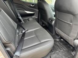 Nissan Navara 2.3 dCi Tekna Auto 4WD Euro 6 4dr at 44th