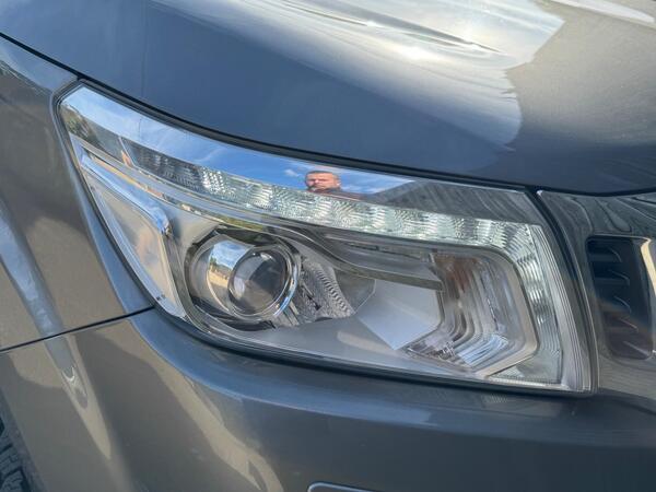 Nissan Navara 2.3 dCi Tekna Auto 4WD Euro 6 4dr