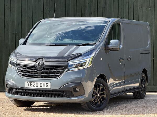 Renault Trafic 2.0 dCi ENERGY 28 Black Edition EDC SWB Standard Roof Euro 6 (s/s) 5dr