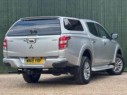 Mitsubishi L200 2.4 DI-D DC Barbarian 4WD Euro 6 4dr at 3th