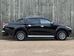 Mitsubishi L200 2.4 DI-D DC Barbarian Auto 4WD Euro 6 4dr at 20th