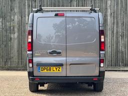 Renault Trafic 1.6 dCi ENERGY 29 Sport Nav LWB Standard Roof Euro 6 (s/s) 5dr at 18th