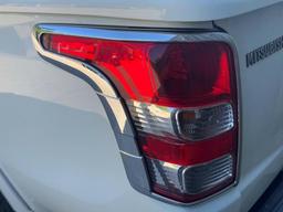 Mitsubishi L200 2.4 DI-D DC Barbarian Auto 4WD Euro 6 4dr at 48th