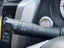 Nissan Navara 2.3 dCi Tekna Auto 4WD Euro 6 4dr at 17th