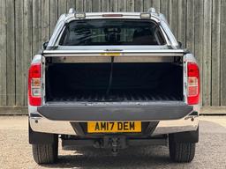 Nissan Navara 2.3 dCi Tekna Auto 4WD Euro 6 4dr at 58th