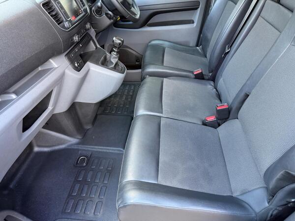 Citroen Dispatch 1.5 BlueHDi 1000 Enterprise Pro M FWD 2 Euro 6 (s/s) 6dr