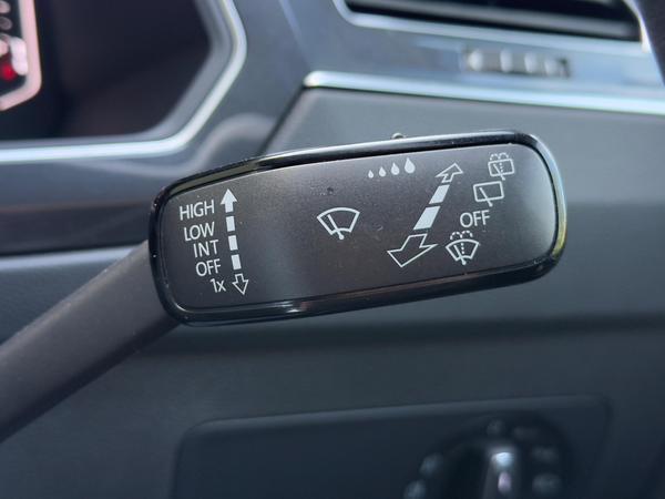 Volkswagen Tiguan 2.0 TDI R-Line Tech DSG 4Motion Euro 6 (s/s) 5dr