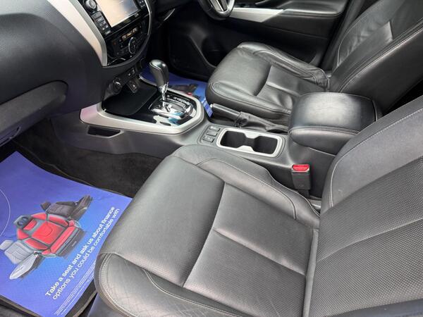 Nissan Navara 2.3 dCi Tekna Auto 4WD Euro 6 4dr