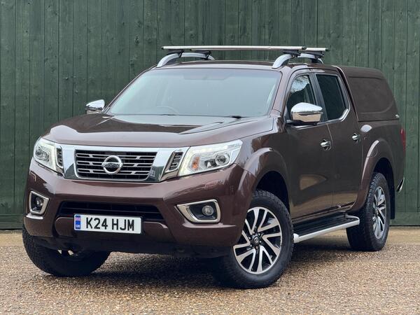 Nissan Navara 2.3 dCi Tekna 4WD Euro 6 (s/s) 4dr