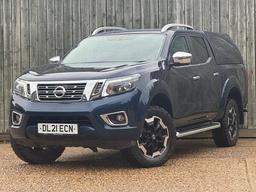 Nissan Navara 2.3 dCi Tekna Auto 4WD Euro 6 4dr at 9th
