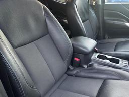 Nissan Navara 2.3 dCi N-Guard Auto 4WD Euro 6 4dr at 12th