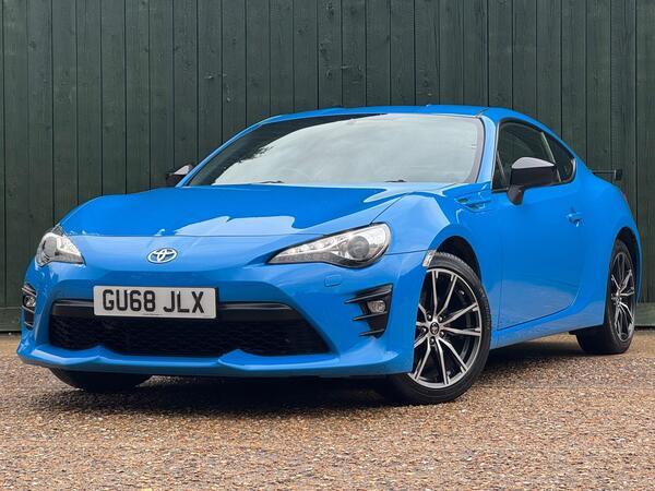 Toyota GT86 2.0 Boxer D-4S Club Series Blue Edition Euro 6 2dr