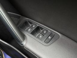 Volkswagen Golf 2.0 TSI R DSG 4Motion Euro 6 (s/s) 5dr at 33th