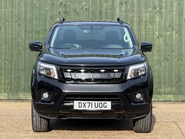 Nissan Navara 2.3 dCi N-Guard Auto 4WD Euro 6 4dr