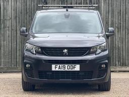 Peugeot Partner 1.5 BlueHDi 1000 Asphalt Standard Panel Van EAT8 SWB Euro 6 (s/s) 5dr at 3th