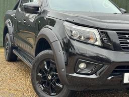 Nissan Navara 2.3 dCi N-Guard Auto 4WD Euro 6 4dr at 13th