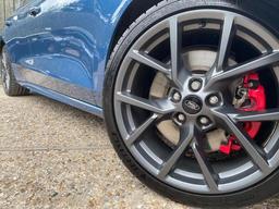 Ford Focus 2.3T EcoBoost ST Euro 6 (s/s) 5dr at 40th