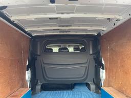 Vauxhall Vivaro 1.6 CDTi 2900 BiTurbo ecoTEC Limited Edition Nav Crew Van L2 H1 Euro 6 (s/s) 5dr (6 Seat) at 60th