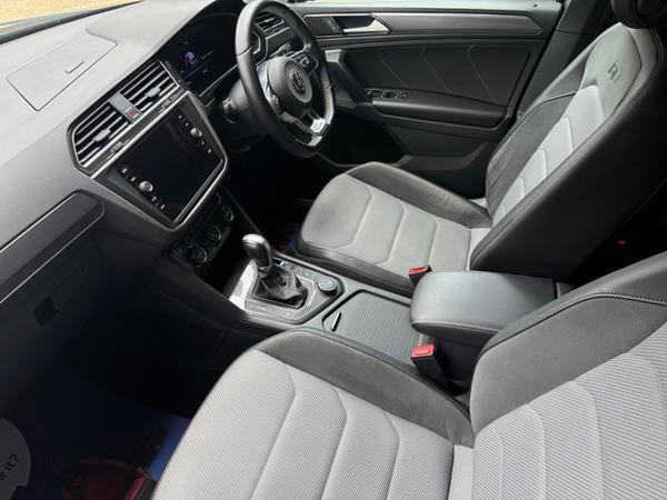 Volkswagen Tiguan 2.0 TDI R-Line DSG 4Motion Euro 6 (s/s) 5dr
