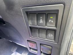 Toyota Hilux 2.8 D-4D Invincible X 4WD Euro 6 (s/s) 4dr at 24th