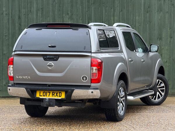 Nissan Navara 2.3 dCi Tekna Auto 4WD Euro 6 4dr