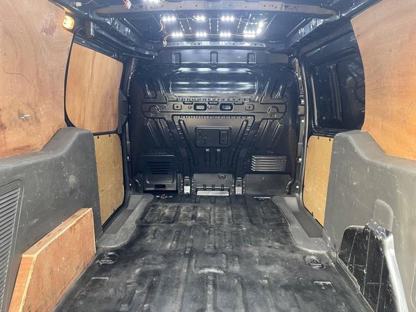 Ford Transit Connect 1.5 240 EcoBlue Limited L2 Euro 6 (s/s) 5dr