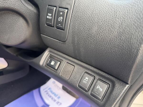 Nissan Navara 2.3 dCi Tekna Auto 4WD Euro 6 4dr